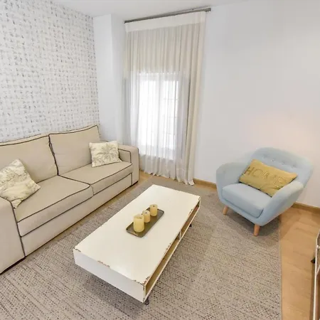 New! Retro In Neighbourhood Daire Sevilla