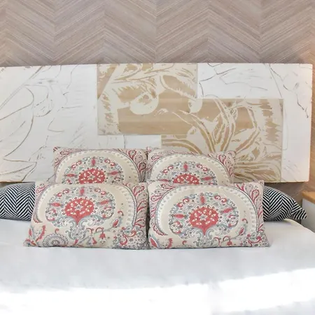 New! Retro In Neighbourhood Daire