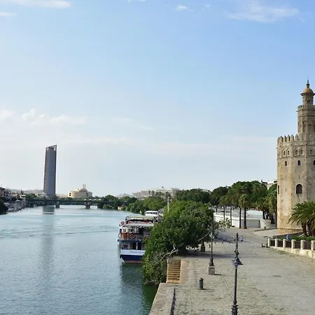 New! Retro In Neighbourhood Daire Sevilla
